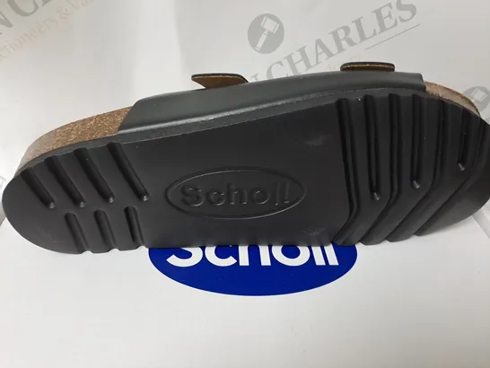 BOXED SCHOLL SANDLES IN BLACK SIZE 6