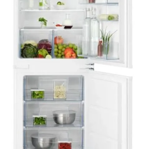 AEG 6000 SERIES OSC6T185ES FULLY INTEGRATED 50/50 FRIDGE FREEZER FROST FREE WITH SLIDING HINGE - E RATED
