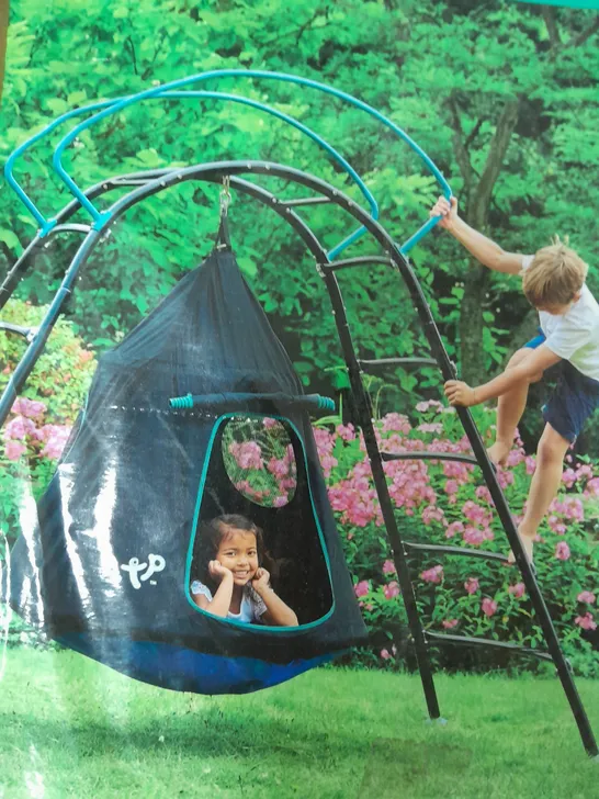 BOXED TP UFO DEN AND CLIMBING FRAME (1 BOX)