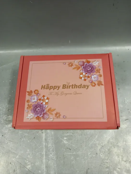 HAPPY BIRTHDAY "60 & FABULOUS" GIFT BOX