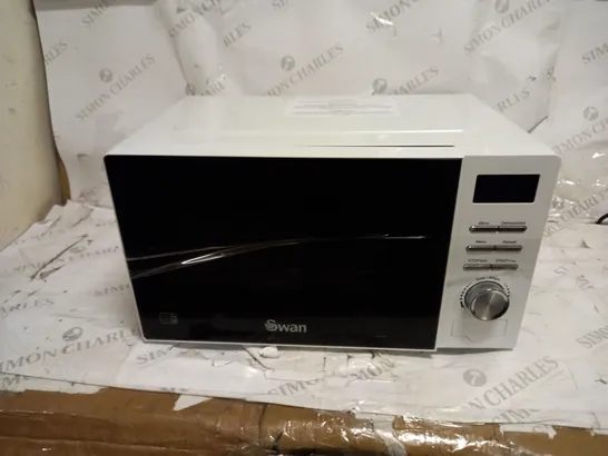 SWAN 20L 700W DIGITAL MICROWAVE - WHITE RRP £54