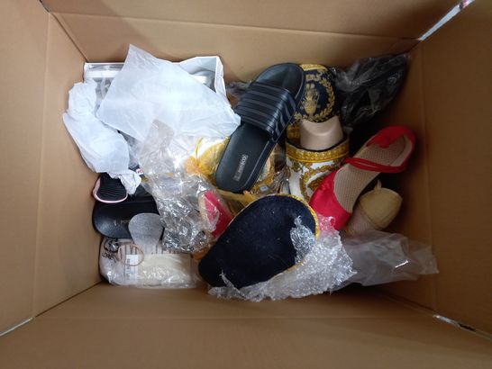 BOX OF A LARGE QUANTITY DESIGNER FOOTWEAR ITEMS TO INCLUDE PRETTY LITTLE THING, NEXT, CAMPER T0&ETHER BY RACHEL COMEY ETC