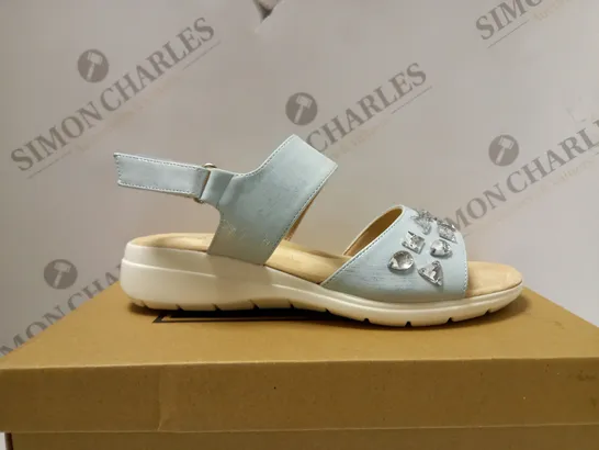 BOXED PAIR OF CUSHION WALK JEWELLED SANDALS, SILVER - SIZE 5