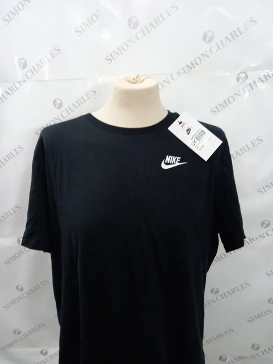 NIKE LOGO CASUAL T-SHIRT SIZE XL