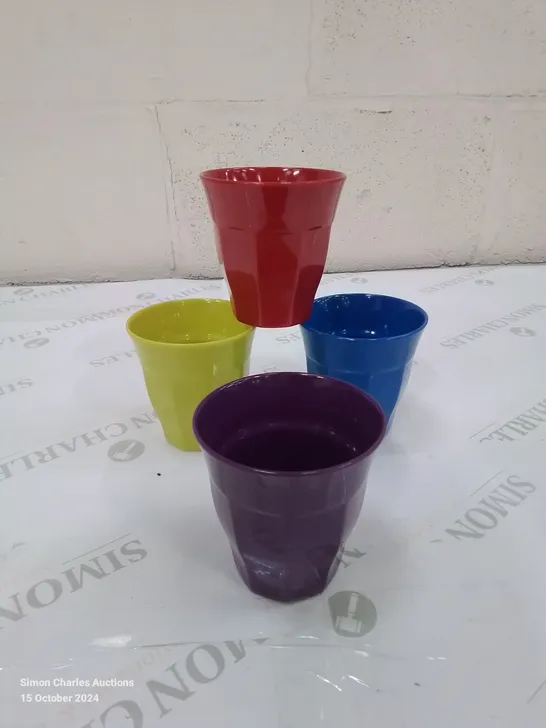 4 PIECE KIDS DRINKING CUP SET 