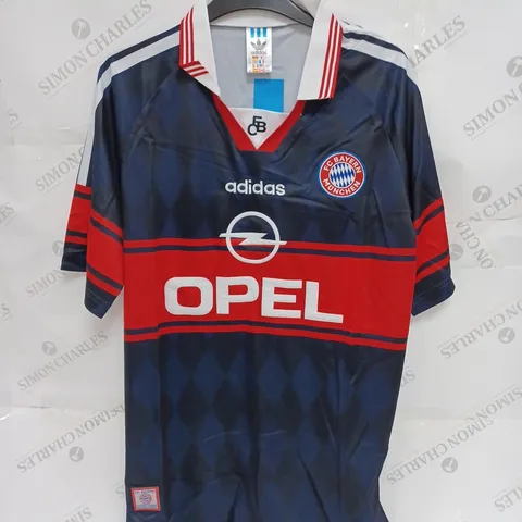 BAYERN MUNCHEN RETRO FOOTBALL SHIRT- 2XL