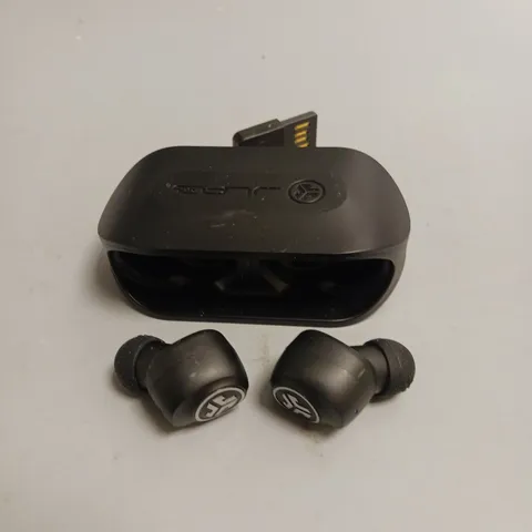JLAB GO AIR TRUE WIRELESS EARBUDS BLUETOOTH ENABLED IN BLACK WITH CHARGING CASE