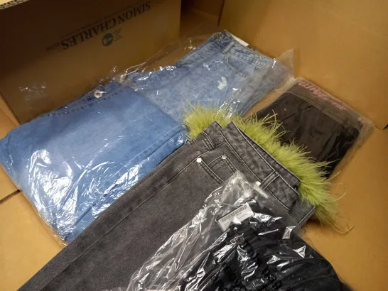 BOX OF APPROX 10 ASSORTED JEANS VARYING IN SIZE/COLOUR/STYLE