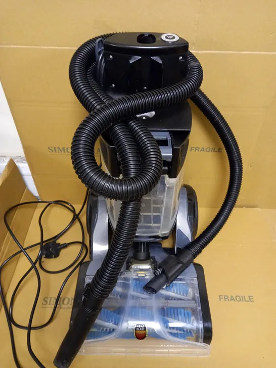 VAX PLATINUM SMARTWASH CARPET CLEANER