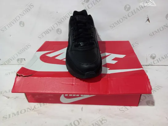 BOXED PAIR OF NIKE AIR MAX LTD 3 SHOES IN BLACK UK SIZE 8