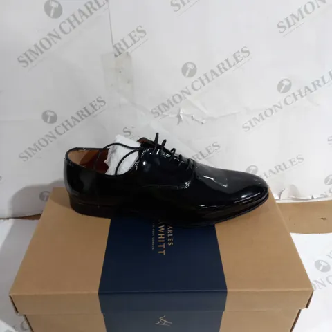 BOXED PAIR OF CHARLES TYRWHITT BLACK PATENT OXFORD SHOE UK 9