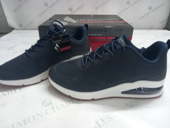 BOXED PAIR OF SKECHERS AIR COOLED MEMORY FOAM TRAINERS IN NAVY - 11