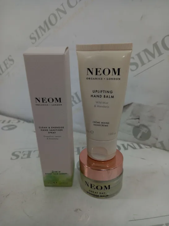 BOX OF ASSORTED NEOM ITEMS APPROXIMATELY 10 TO INCLUDE WONDER BALM, SANITISER, HAND BALM ETC