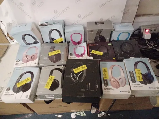 LOT OF APPROX 15 ASSORTED HEADPHONES BOTH WIRED AND WIRELESS 