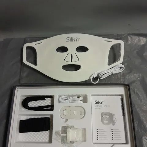 BOXED SILK'N LED FACE MASK 100 ANTI-AGEING AND REDUCTION OF SKIN IMPERFECTIONS