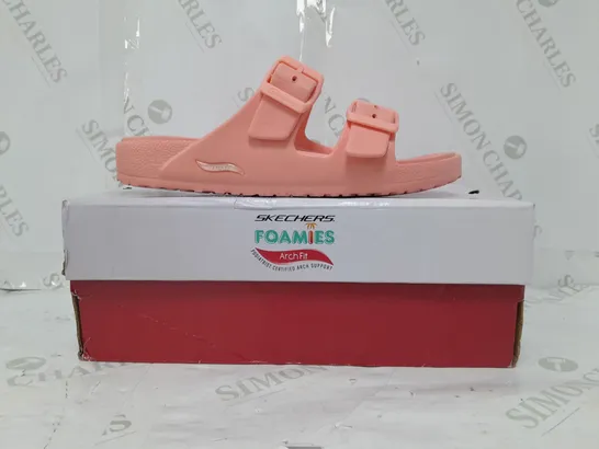 BOXED SKECHERS FOAMIES OPEN TOE SANDALS IN PINK SIZE 4