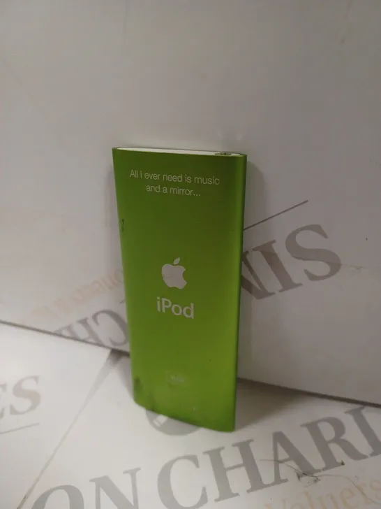 IPOD NANO 4TH GEN IN GREEN 