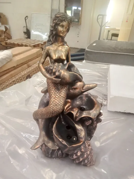 BOXED LED MERMAID FOUNTAIN 