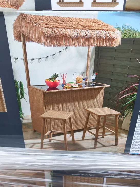 BRAND NEW BOXED TIKI BAR INCLUDING; 2 BAR STOOLS, STRAW EFFECT CANOPY 128CM X 56CM TOUGHENED GLASS BAR TOP, 2 STORAGE SHELVES AND FURNITURE COVER FOR STORAGE