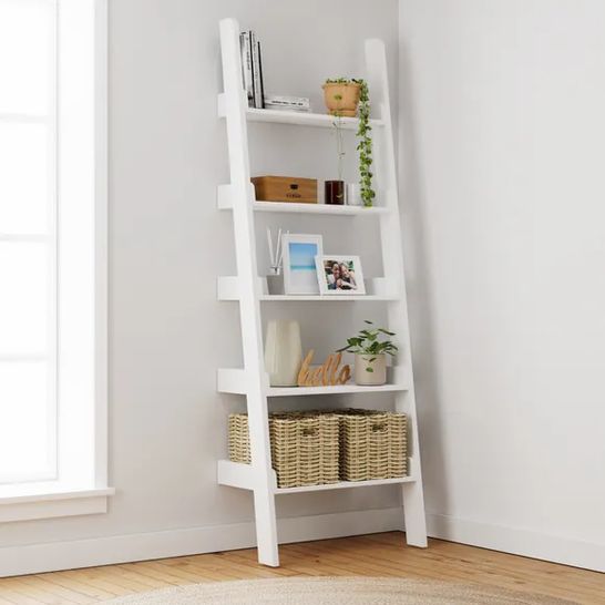 BOXED LYNTON LADDER BOOKCASE WHITE