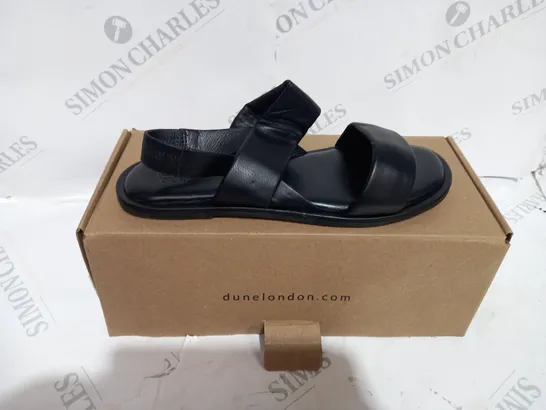 BOXED DUNE BLACK LEATHER COMFORT FLAT SANDALS SIZE 7