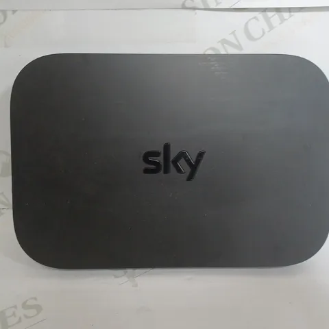 SKY EM150 Q MINI BOX