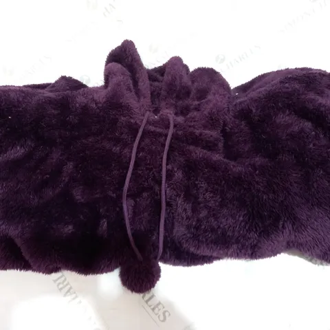 COZEE HOME FLUFFIE PONCHO - DARK PURPLE