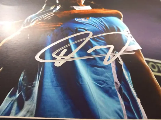 MOUNTED AND SIGNED VINCENT KOMPANY SIGNED PHOTOGRAPH