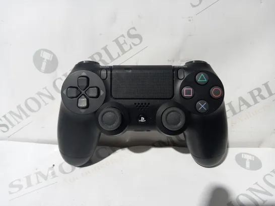 PLAYSTATION 4 DUALSHOCK COONTROLLER