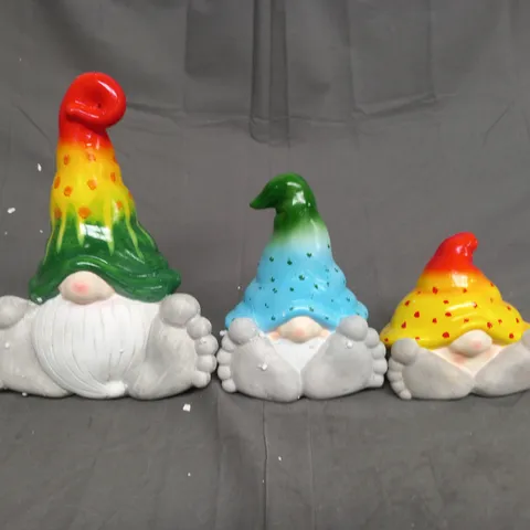 HOME2GARDEN SET OF 3 GNOMES