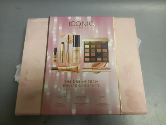 ICONIC LONDON THE DREAM TEAM BEAUTY SET