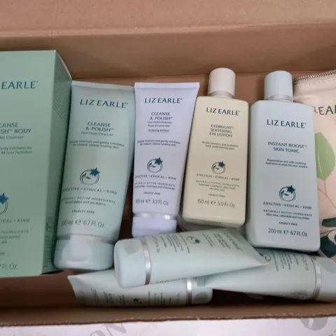 LIZ EARLE 9-PIECE BEAUTY SET 