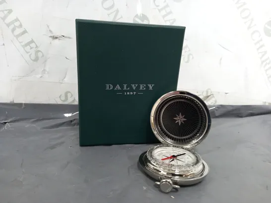 BOXED DALVEY THE CLASSIC COMPASS