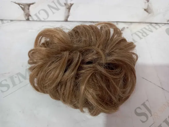 EASILOCKS ELASTICATED CURLY SCRUNCHIE - BROWN OMBRE 