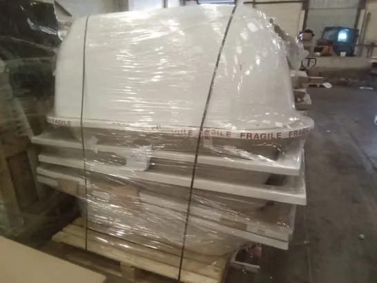 PALLET OF APPROXIMATELY 7 BATHS