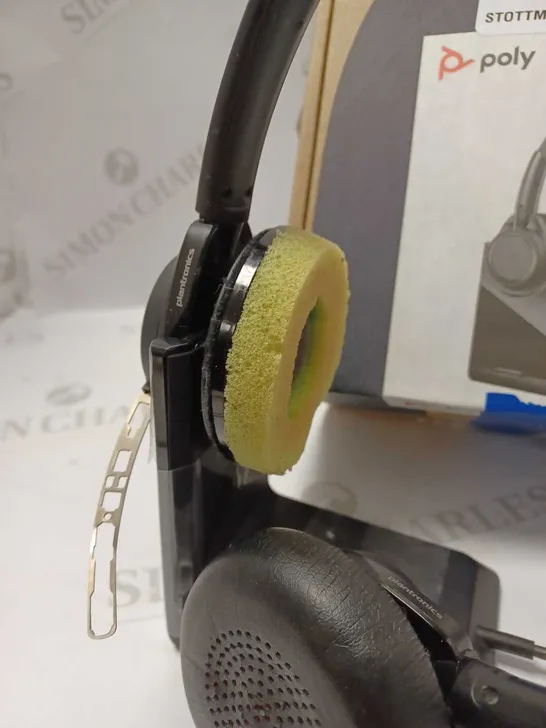 PLANTRONICS ON-EAR HEADSET 