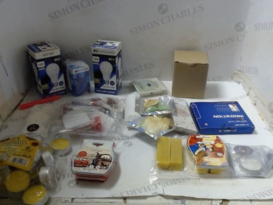 LOT OF ASSORTED HOUSEHOLD ITEMS TO INCLUDE; LIGHT BULBS, MAX WELTS, CANDLES ETC