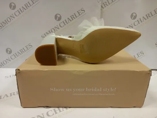 BOXED PAIR OF BE MINE BRIDAL MEGAN TULLE BLOCK HEELED SHOES IN IVORY UK SIZE 4 