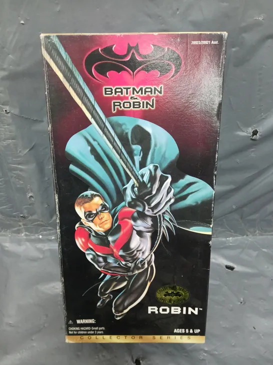 BOXED KENNER BATMAN & ROBIN COLLECTORS SERIES ROBIN FIGURE