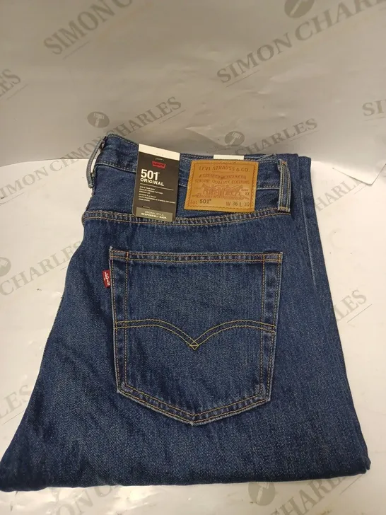 LEVI'S MEN'S 501 ORIGINAL FIT DENIM JEANS - W36 L30