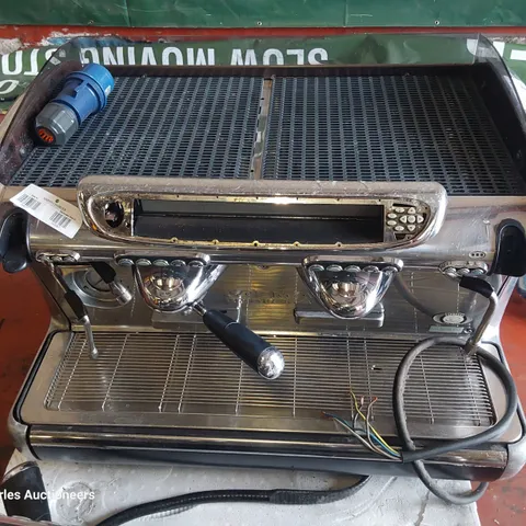 TRADITIONAL FAEMA EMBLEMA COFFEE MACHINE