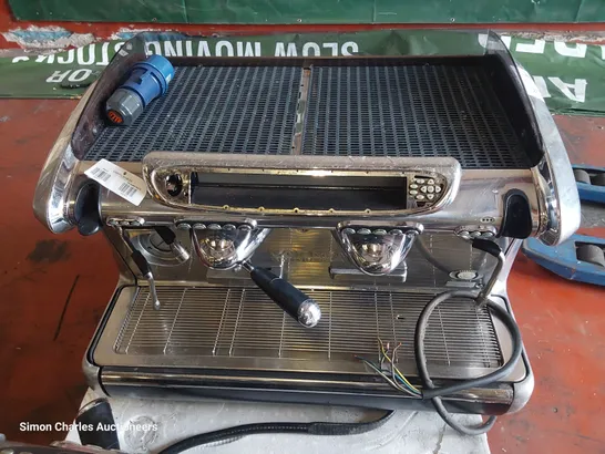 TRADITIONAL FAEMA EMBLEMA COFFEE MACHINE