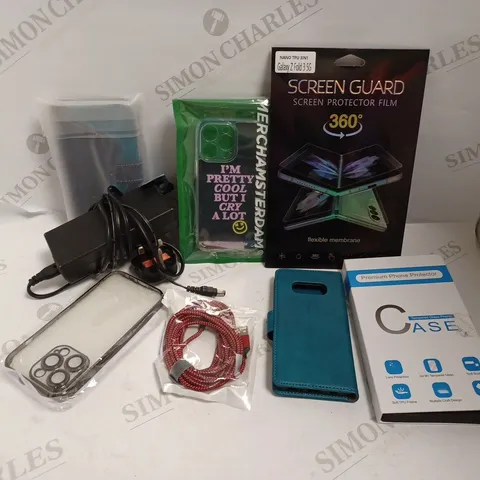 BOX OF APPROX 10 ITEMS INCLUDING ASSORTED PHONE CASES, ASSORTED CHARGING CABLES AND ASSORTED PHONE PROTECTORS