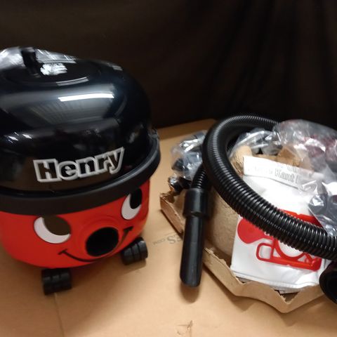 BOXED HENRY HOOVER