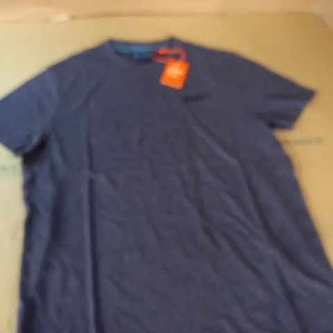 SUPERDRY VINTAGE LOGO T-SHIRT - XL