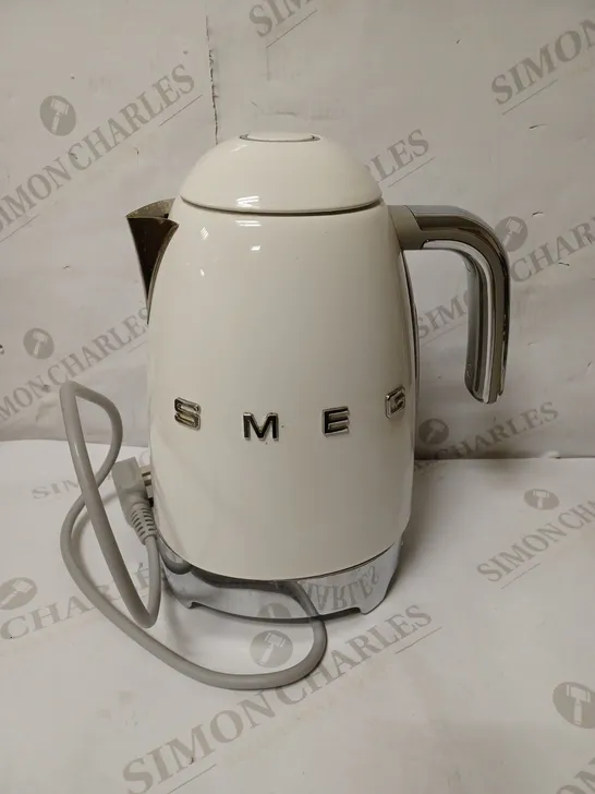 SMEG KLF04WHUK KETTLE 