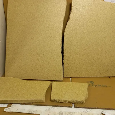 BOX OF BEIGE CHIPBOARD - 4 PIECES IN VARIOUS SIZES