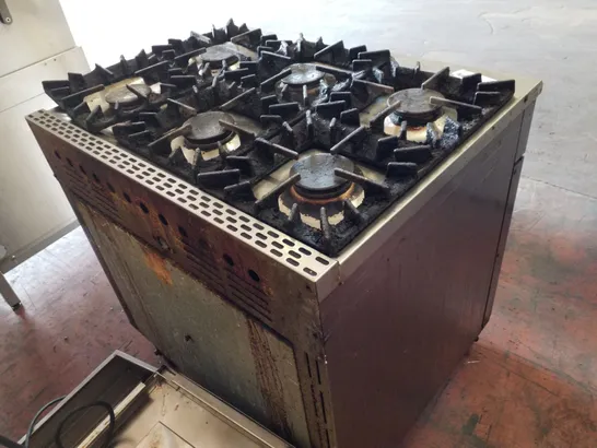 LINCAT 6 BURNER GAS RANGE