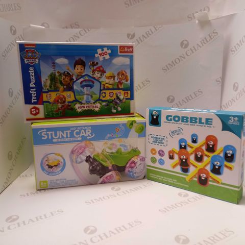 SET OF 3 ASSORTED TOYS TO INCLUDE PAW PATROL 100 PIECE TREFL PUZZLE, 306 DEGREE ROTATION STUNG CAR AND GOBBLE GAME