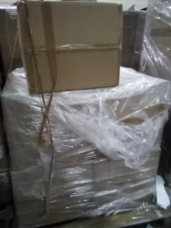 PALLET OF ASSORTED BOXED WHITE HANGERS 